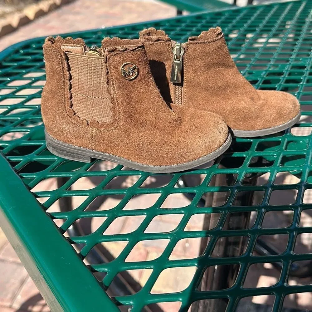 Michael Michael Kors Emma Bonnie Chelsea Brown Boot Size 8